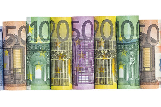 Euro banknotes (image © Alessandro Antonio Storniolo / dreamstime.com).